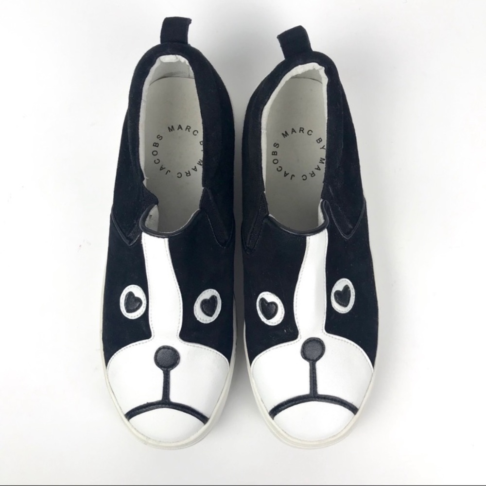 Adorable Marc Jacobs sneakers🐵